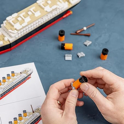 Brick Loot Titanic Micro Building Blocks Set – 390-Piece DIY Ship Model Kit, Mini Bricks for Adults & Kids, 3D Puzzle STEM Toy, Collectible Display, Gift for Ship Lovers & Puzzle Fans (Large)
