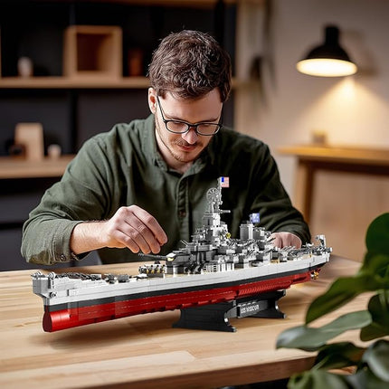 NUTCRACKER Battleship Bismarck Building Set for Adult, Large MOC Military World Missouri Battle Ship Model, Display Battleship Toy Building Set, Christmas Birthday Gift for Men Teens Boy (2228 Pieces)