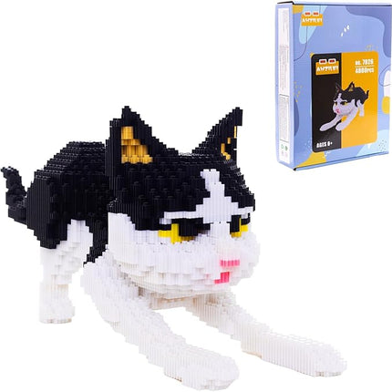 Cat Micro Building Blocks Animal Set, Cow Cat DIY Mini 3D Building Toy Bricks Kit Gift for Adults and Kids, 4800 Pieces (Black & White)