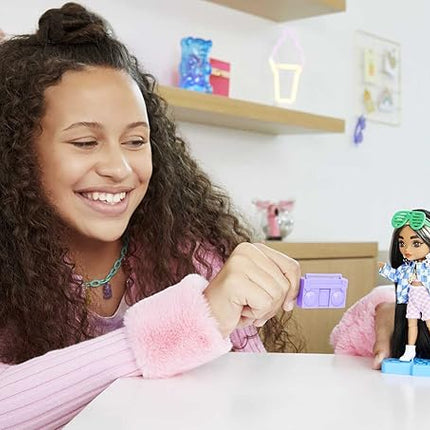 Barbie Extra Minis Doll #2 (5.5 in) Wearing Checkered 2-Piece Fashion & Jacket, with Doll Stand & Accessories Including Shutter Sunglasses and Boombox, Gift for Kids 3 Years Old & Up