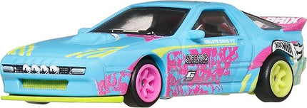 Hot Wheels Premium Car Culture Collectible Toy Car, 1:64 Scale Die-Cast Mazda RX7 FC Pandem, Silhouettes Vehicle with Real Riders Tires