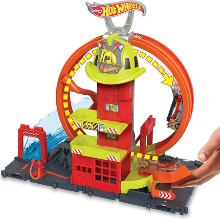 Hot Wheels City with 1 Toy Car, Kid-Powered Elevator, Water-Like Ramp, Track-Play Features, Connects to Other Sets, Fire Station with Super Loop (Amazon Exclusive)