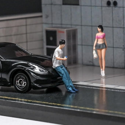 Painted Figure 1:64 Scale Mini Model Trains Architectural Plastic People Figures Leaning Man Figure Model,Suitable for Miniature Scenes(64114B)