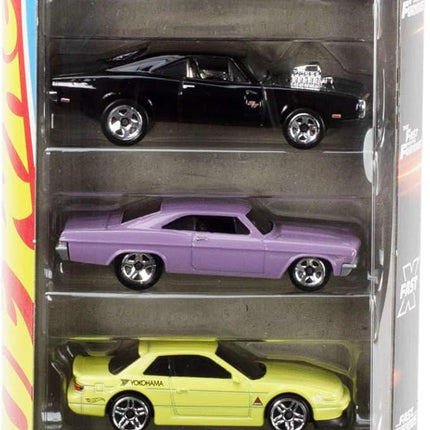 Hot Wheels Fast & Furious Toy Cars, Set of 5 1:64 Scale Die-Cast Vehicles Inspired by & Seen in The Fast Movies