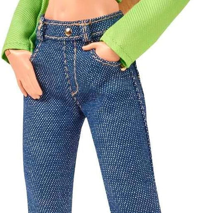 Barbie BarbieStyle Fashion Studio Set with Fully Posable Doll (Blonde), Vanity with Mirror & Chair, 2 Looks, 3 Pairs of Shoes & 15 Accessories, HBX98