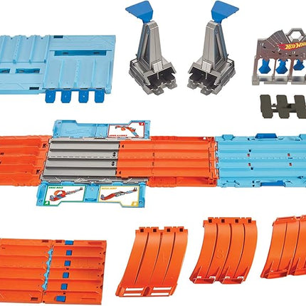 Hot Wheels Toy Car Track Set, Race Crate Transforms into 3 Different Builds, Includes Storage & 2 Cars in 1:64 Scale (Amazon Exclusive)