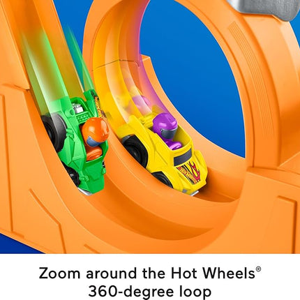 Fisher-Price Little People Toddler Toy Hot Wheels Spiral Stunt Speedway Race Track Playset with 2 Cars for Pretend Play Kids Ages 18+ Months