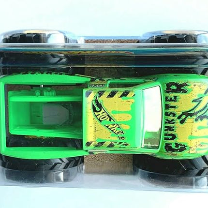 DieCast Hot Wheels Monster Trucks Oversized Gunkster, 1:24 Scale Truck