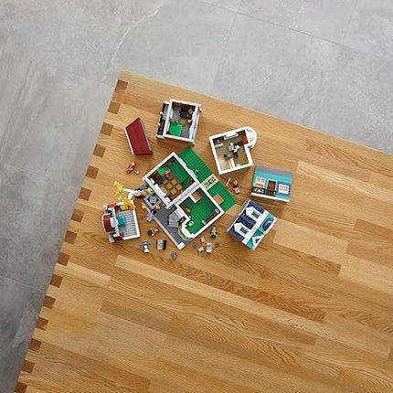 LEGO Creator Expert Bookshop 10270 Modular Building, Home Décor Display Set for Collectors, Advanced Collection, Gift Idea for 16 Plus Year Olds