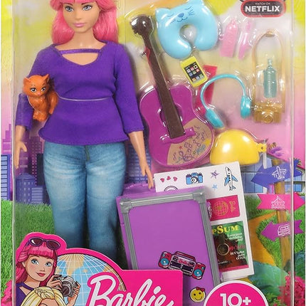 Barbie Dreamhouse Adventures Doll & Accessories, Travel Set with Daisy Doll, Kitten, Working Suitcase & 9 Pieces