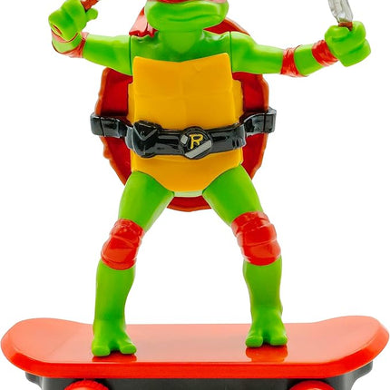 Teenage Mutant Ninja Turtles Toy, Raphael Sewer Shredder Pullback Skateboard, Mutant Mayhem TMNT Ninja Turtle Figure, Ages 3+