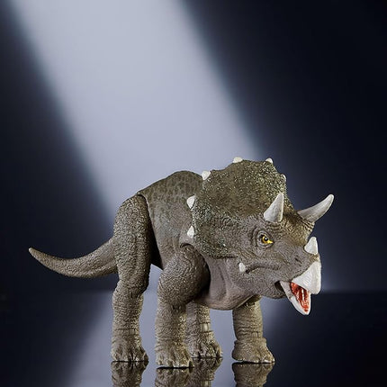 Mattel Jurassic World Hammond Collection Dinosaur Action Figure Toy, Juvenile Triceratops Premium Movie Design with Glass Eyes & 14 Points Articulation
