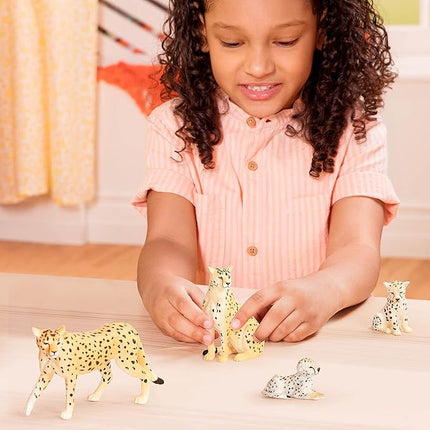 Terra by Battat – 4 Pieces Cheetah Family – 1 – 4-Inch Plastic Cheetah Figurines – Realistic Zoo Safari Animals for Kids – Educational Toy Figures – Inspires Imaginative Play – 3+ Years