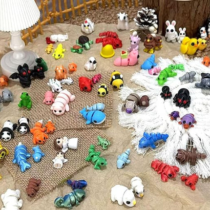 102 Pcs Mini Random 3D Printed Animal Figurines Set, Flexible Articulated Fidget Toys,Surprise 3D Printed Animals Cute Desk Decor, Party Favors, Classroom Rewards(52 Large 50 Small)
