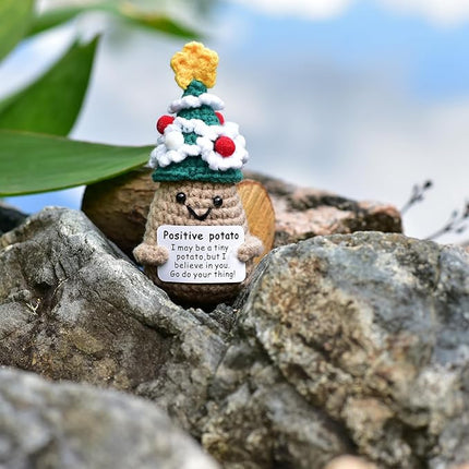 1 Pcs Positive Mini Funny Potato Holding Card Crochet Easter Birthday Christmas Mom Dad Sister Friend Wife Husband Colleauge College Students Coworkes Cheer Up Gift Decor