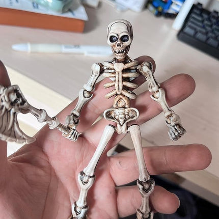 T13 Skeleton Action Figure, Movable Articulated Human Skeleton, 5.12-in Action Figure Wearing Multiple Sets of Weapons, Can Be Painted, Suitable for Collectors As Desktop Decorations (3pcs)