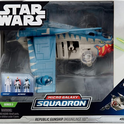 Star Wars Micro Galaxy Squadron Republic Gunship (Muunilinst-10) - 8-Inch Starfighter Class Vehicle with Three Micro Figure Accessories
