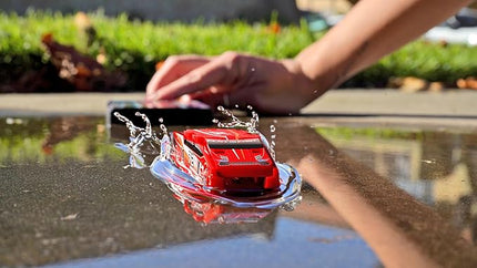 FLAT 2 FAST Original Stunt Card Racer – Flat Car Racer and Pocket Size Racecar Launcher with Built-in Button for Stunt Launching and Racing – Compact – Jet Black