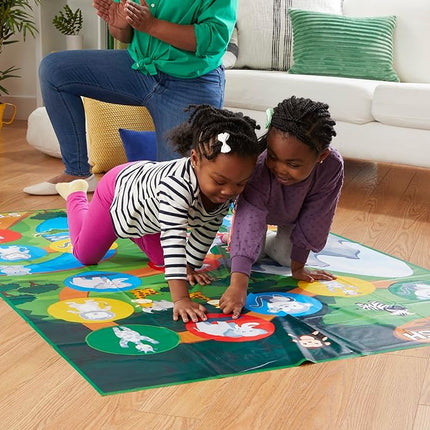 Hasbro Gaming Twister Junior Game, Animal Adventure 2-Sided Mat, 2 Games in 1, Party Game for Kids Ages 3 and Up and 2-4 Players (Amazon Exclusive)