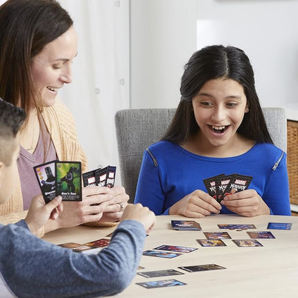 Hasbro Gaming Marvel Mayhem-Card Game, Featuring Super Heroes, Fun Game for Marvel Fans Ages 8+, Fast-Paced, Easy-to-Learn for 2-4 Players