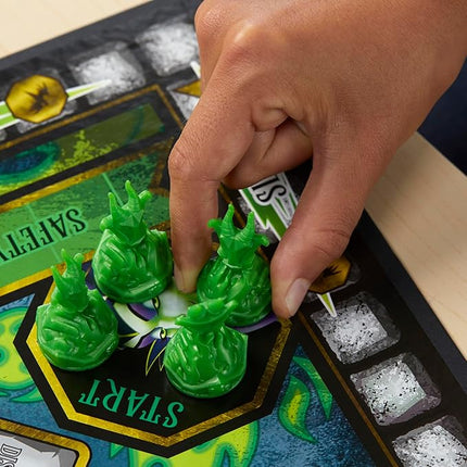 Hasbro Gaming Sorry! Board Game: Disney Villains Edition Kids Game, Family Games for Ages 6 and Up (Amazon Exclusive)