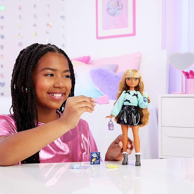 Barbie Dream Besties Doll and Accessories, Zia Posable Fashion Doll with Removable Fashions & Wavy Brown Hair, 7 Hair & Moon Themed Pieces