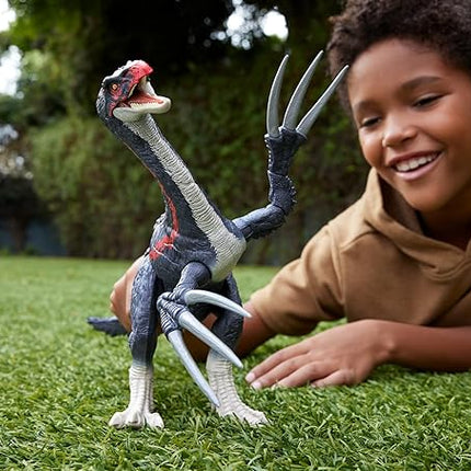 Mattel Jurassic World Chaos Theory Slash N Roar Therizinosaurus Dinosaur Action Figure Toy, Attack Claws & Sound, Digital Play