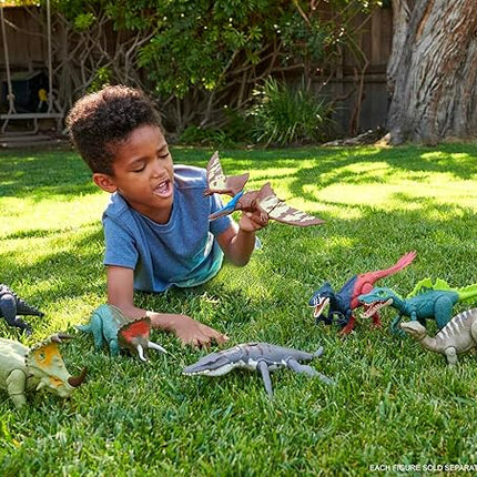 Mattel Jurassic World Dominion Roar Strikers Dinosaur Action Figure with Roaring Sound & Attack Action, Sinoceratops Dino Toy Includes Downloadable App & AR
