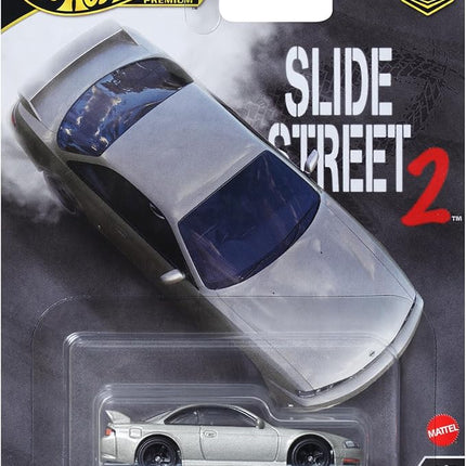 Hot Wheels Premium Car Culture Collectible Toy Car, 1:64 Scale Die-Cast Nissan Silvia S14, Slide Street Vehicle with Real Riders Tires