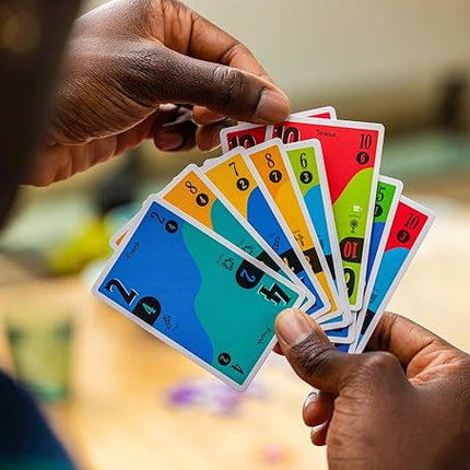 Scout – Award-Nominated Strategic Card Game | 2–5 Players | Ages 9+ | Portable Travel Game