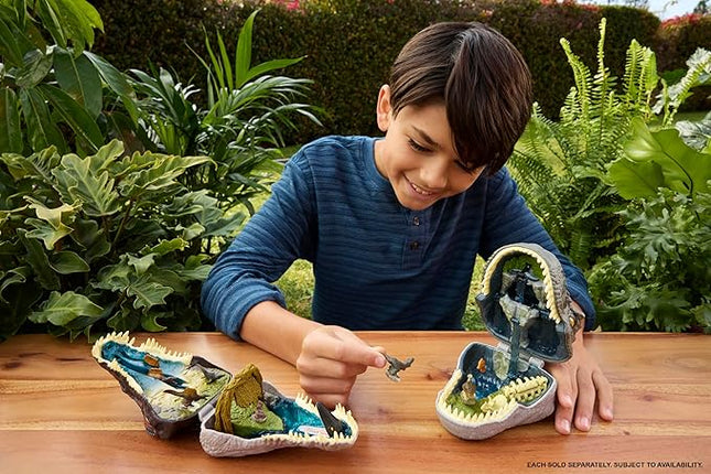 Mattel Jurassic World Rebirth Micro Adventure Playset, Spinosaurus Head Opens to 4 Interactive Features, 3 Micro Figures, Dinosaur Toy