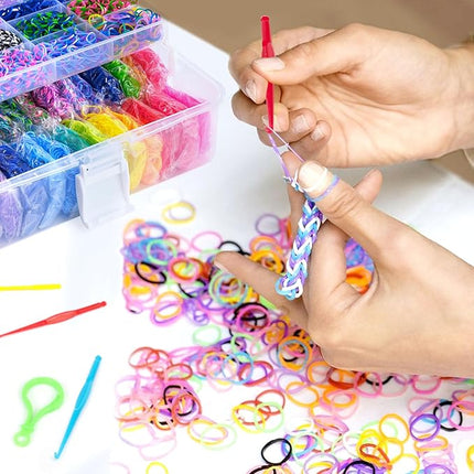 INSCRAFT 17500+ Rubber Loom Bands with 3 Layer Transparent Container, 28 Colors, 600 S-Clips, 352 Beads, 40 Cartoon Pendant, Bracelet Making Refill Kit for Kids