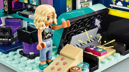 LEGO Friends Nova's Room Gaming Themed Bedroom Playset 41755, Collectible Toy with Zac Mini-Doll and Pickle The Dog, Small Gift Idea for Kids 6 and Up