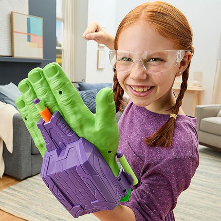 Marvel Avengers Hulk Thunderclap Blaster Roleplay Toy with 3 NERF Darts, Super Hero Toys for Kids Ages 5+