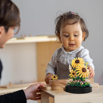 Sunflower DIY Building Blocks Kit - 545 PCS Botanical Flower Bouquet Micro Bricks for Adults & Kids Ages 6+, Creative STEM Gift, Home & Office Decor with Dust Cover