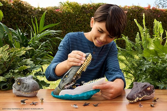 Mattel Jurassic World Rebirth Deluxe Mosasaurus Playset with 7 Interactive Features, 7 Sound Effects & 6 Micro Figures, Folds Up to Carry & Store