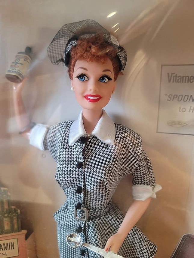 Barbie: I Love Lucy - Lucy Does a TV Commercial