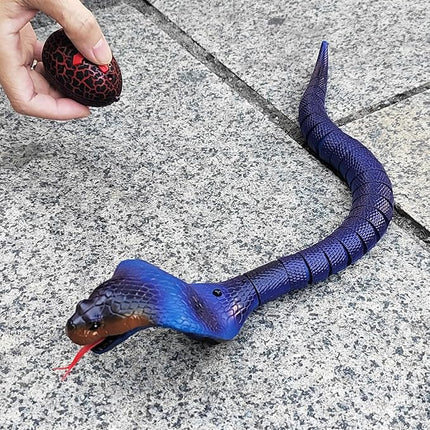 Tipmant Realistic Remote Control Snake RC Cobra Animal Toy Crawling Electric Electronic Battery Powered Honored for Kids Cat Halloween Christmas Prank Toys Birthday Gifts (Blue)