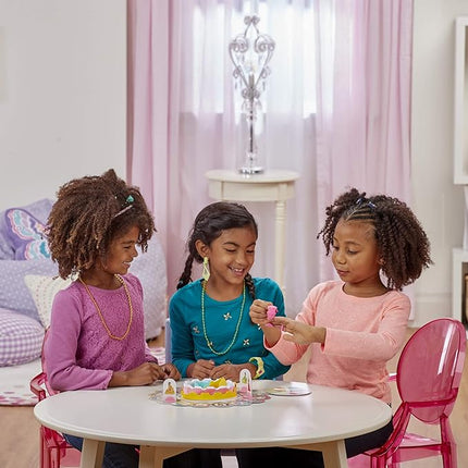 Hasbro Gaming Pretty Pretty Princess: Edition Board Game Featuring Disney Princesses, Jewelry Dress-Up Game for Kids Ages 5 and Up, for 2-4 Players (Amazon Exclusive)