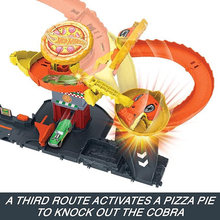 Hot Wheels City Toy Car Track Set, Pizza Slam Cobra Attack Playset, Snake Tail Spiral with Randomizer, 1 Vehicle in 1:64 Scale