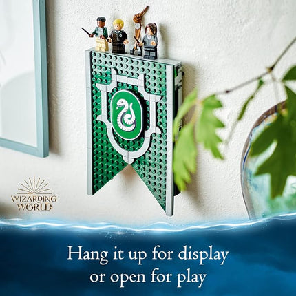 LEGO Harry Potter Slytherin House Banner Building Set 76410 - Hogwarts Castle Common Room Toy or Wall Display, Collectible Harry Potter Gift Idea for Boys, Girls and Kids with Draco Malfoy Minifigure