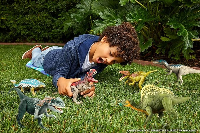 Jurassic World Toys Roar Attack Allosaurus Camp Cretaceous Dinosaur Figure with Movable Joints, Realistic Sculpting, Strike Feature & Sounds, Carnivore, Kids Gift 4 Years & Up