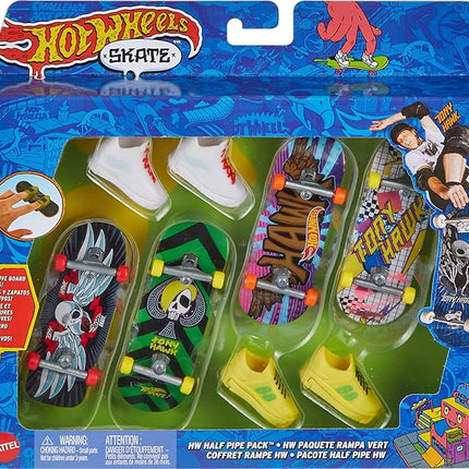 Hot Wheels Skate Tony Hawk Fingerboard & Removable Skate Shoes Multipack, 4 Boards, 2 Pairs of Shoes, 1 Exclusive Set (Styles May Vary)