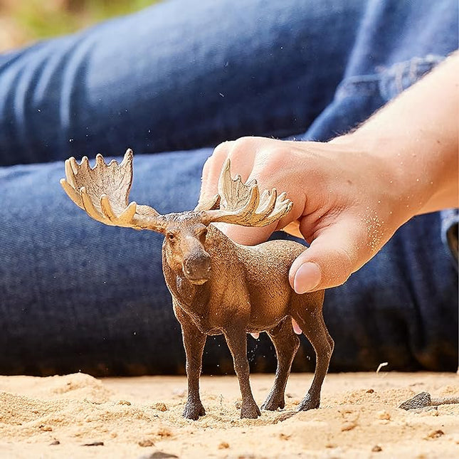 Schleich Wild Life Moose Bull Figurine - Wild Animal Toy Figurine, Durable for Education and Imaginative Play for Boys and Girls, Gift for Kids Ages 3+