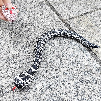 Tipmant Realistic Remote Control Snake RC Animal Toy Crawling Electric Electronic Battery Powered Honored for Kids Cat Halloween Christmas Prank Birthday Gifts (Black)