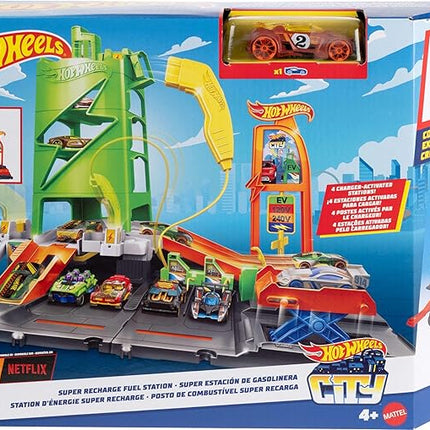 Hot Wheels City Track Set, Super Recharge Fuel Station Playset with EV Chargers & 1:64 Scale Toy Car