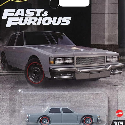 Hot Wheels Cars, Premium Fast & Furious 1:64 Scale Die-Cast Car for Collectors Inspired by Fast & Furious Movie Franchise