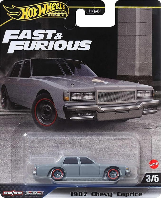 Hot Wheels Cars, Premium Fast & Furious 1:64 Scale Die-Cast Car for Collectors Inspired by Fast & Furious Movie Franchise