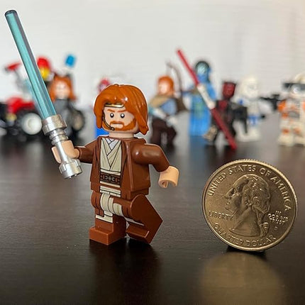 LEGO Star Wars Episode 2 Clone Wars Minifigure - OBI-Wan Kenobi (Brown Robe and Hood) with Lightsaber Limited Edition